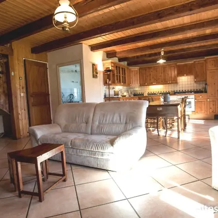 Chambon-sur-lac, 4 Pieces, 6 Personnes - Fr-1-630-228 Ferienhaus
